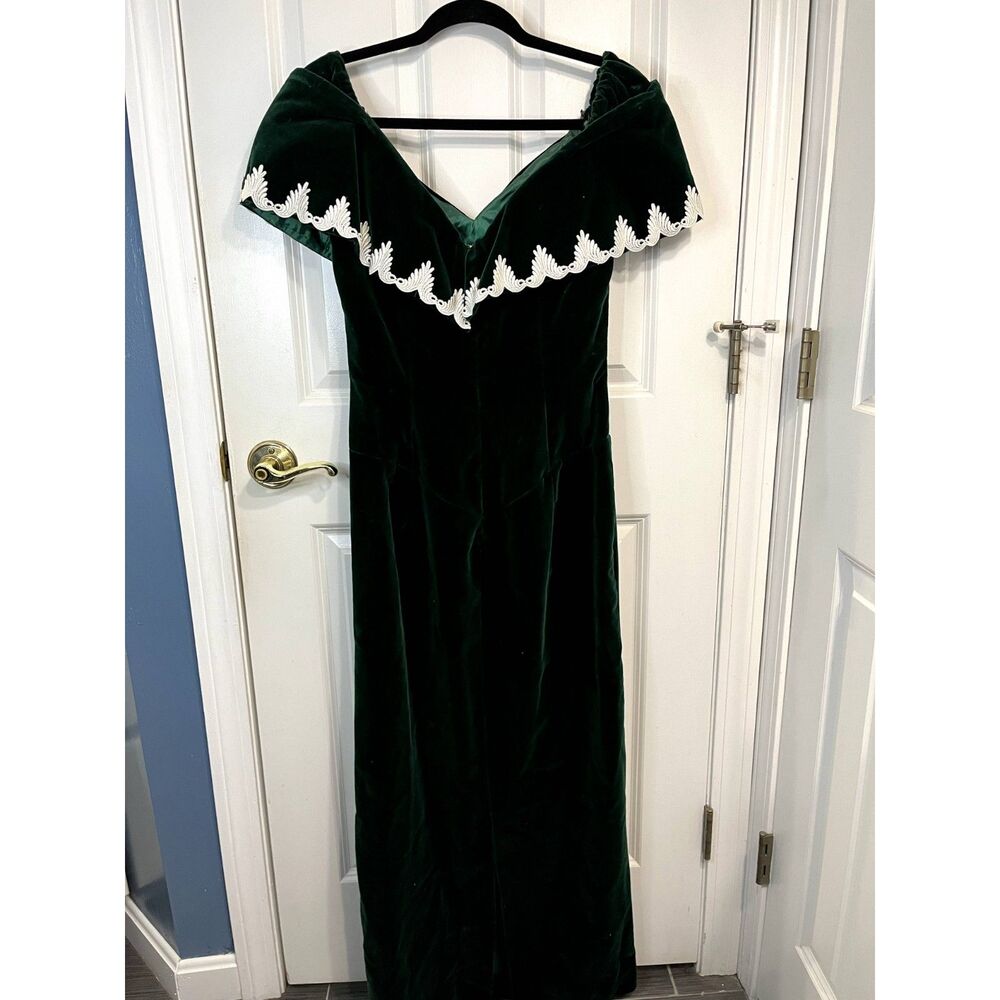 Vintage 1980s House of Bianci Green Velvet Off Shoulder A-Line Dress Size 12 - Picture 2 of 10